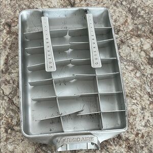 Vintage Frigidaire Double Lever Ice Cube Tray 11 x 8 Inches